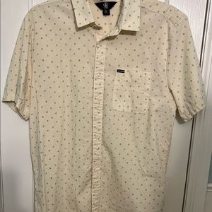 Volcom Button Down Short Sleeve, size L